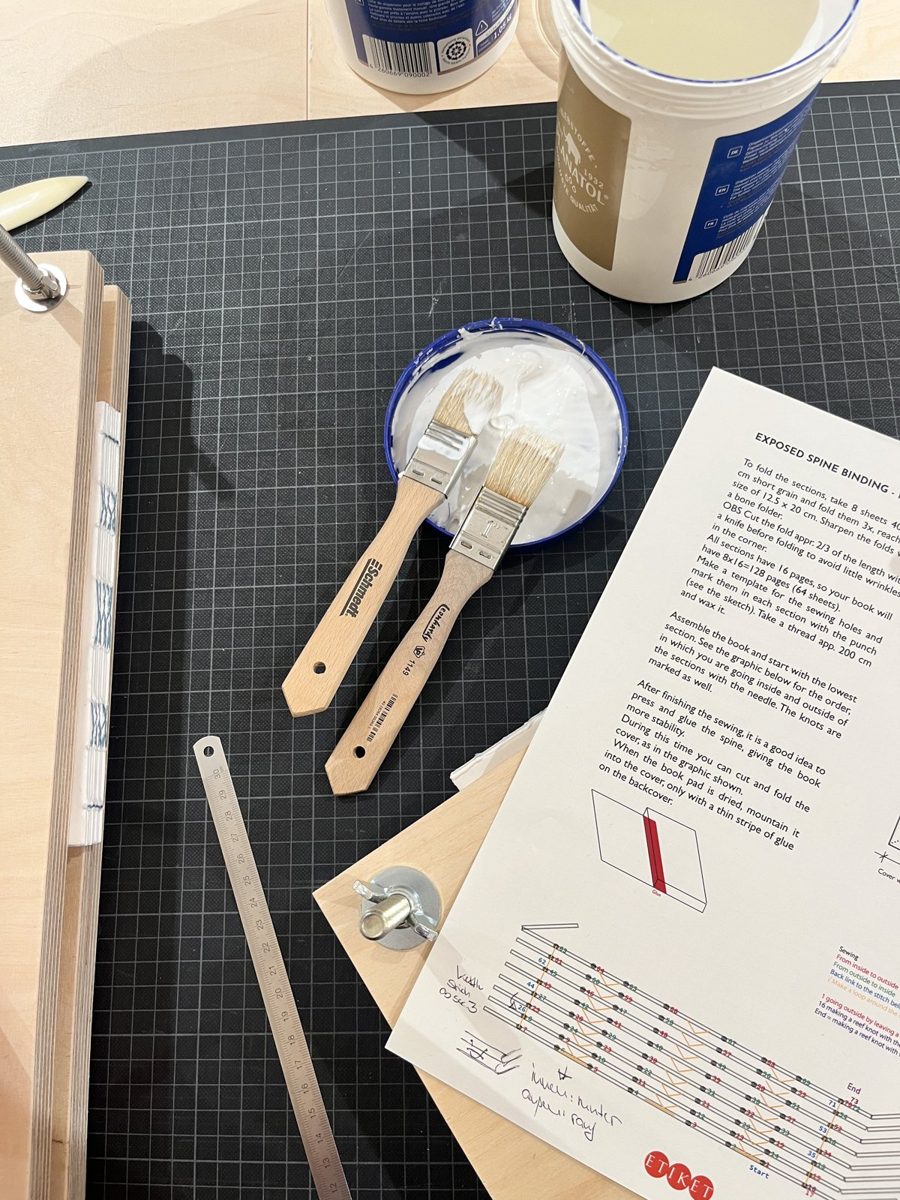 Glue, brushes and workshop instructions